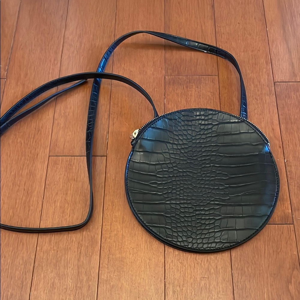 Round Black Croc-Embossed Crossbody Bag